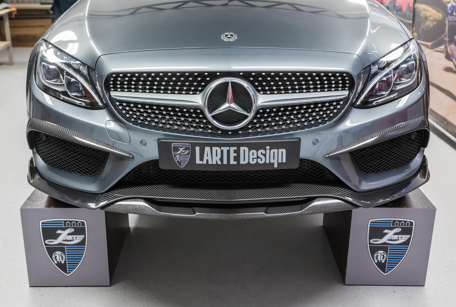 mercedes-benz-c-class-coupe-larte-tuning-22 Mercedes-Benz C-Class Coupe Gets A Carbon Touch From Larte Design