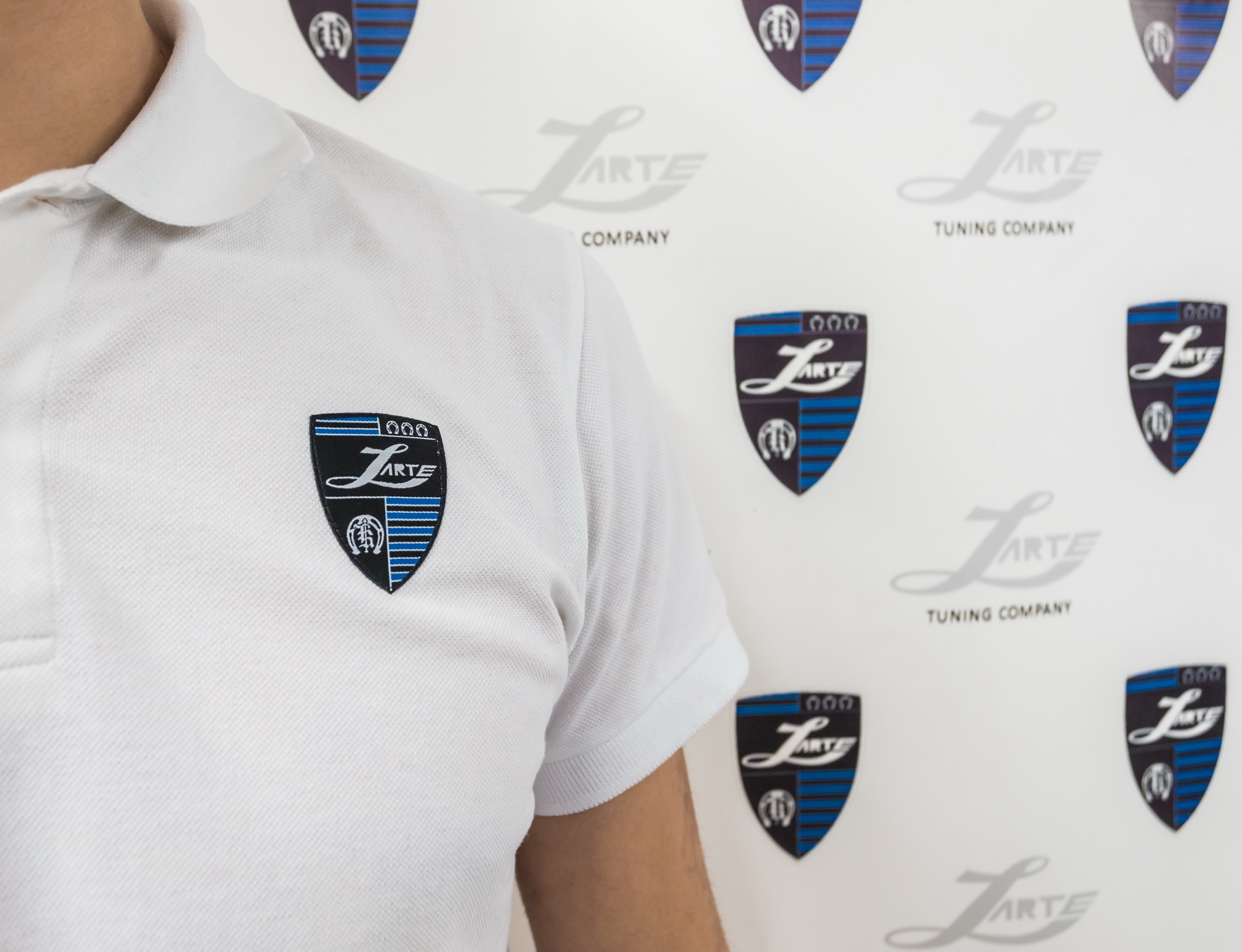 mercedes-benz-c-class-coupe-larte-tuning-26 Mercedes-Benz C-Class Coupe Gets A Carbon Touch From Larte Design