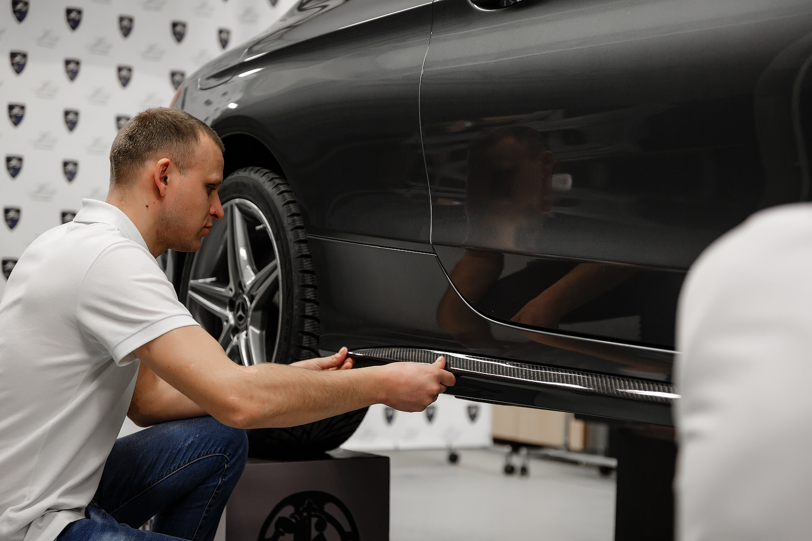 mercedes-benz-c-class-coupe-larte-tuning-32 Mercedes-Benz C-Class Coupe Gets A Carbon Touch From Larte Design