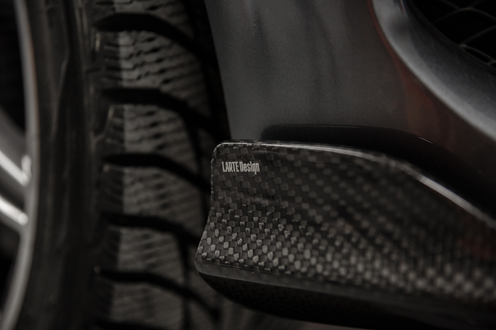 mercedes-benz-c-class-coupe-larte-tuning-34 Mercedes-Benz C-Class Coupe Gets A Carbon Touch From Larte Design