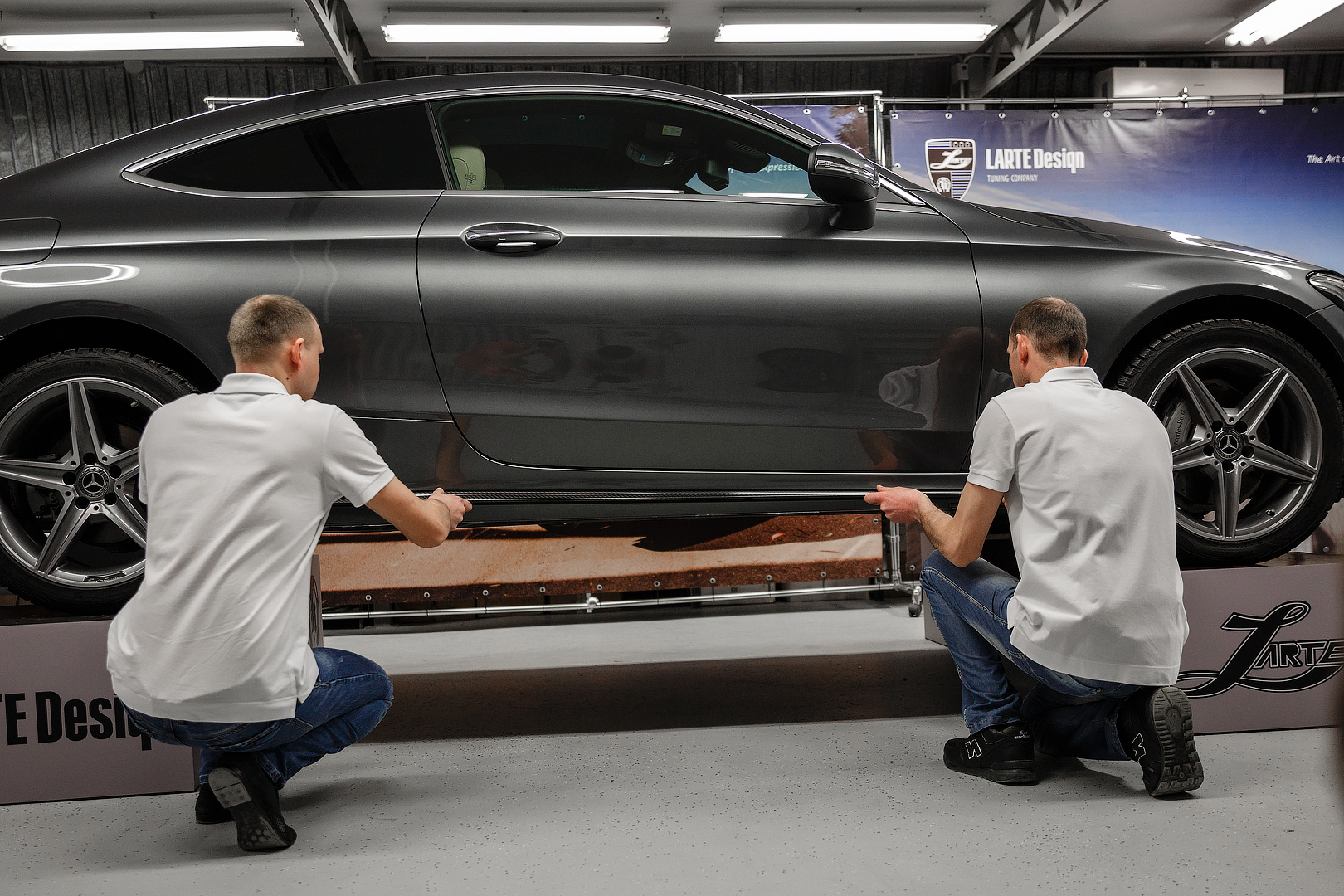 mercedes-benz-c-class-coupe-larte-tuning-39 Mercedes-Benz C-Class Coupe Gets A Carbon Touch From Larte Design