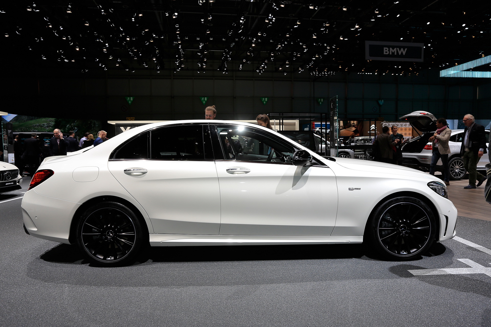 mercedes-c-class-facelift-geneva-livepics-22 Mercedes Brings Updated C-Class To Geneva, C43 Leads The Way