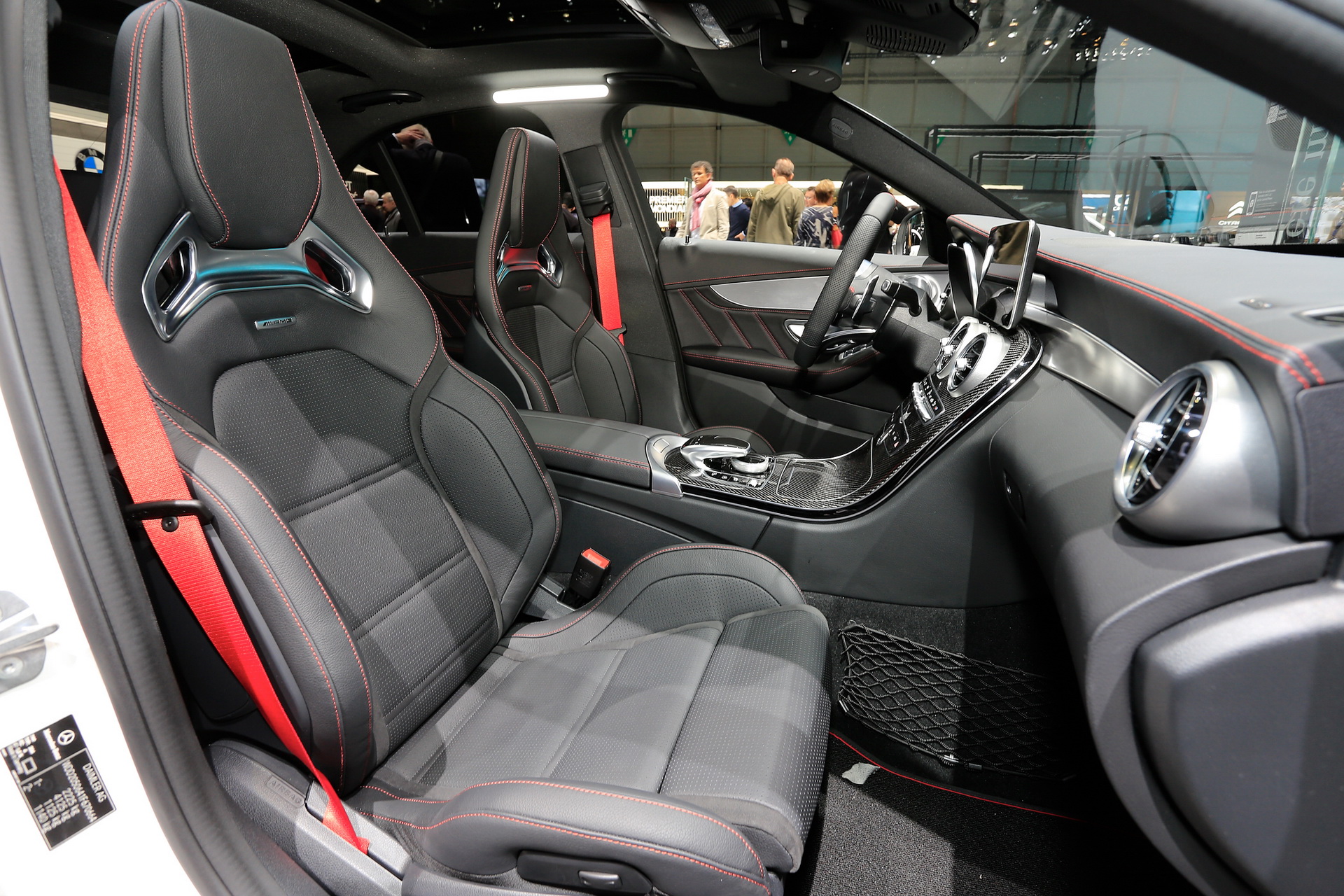 mercedes-c-class-facelift-geneva-livepics-26 Mercedes Brings Updated C-Class To Geneva, C43 Leads The Way