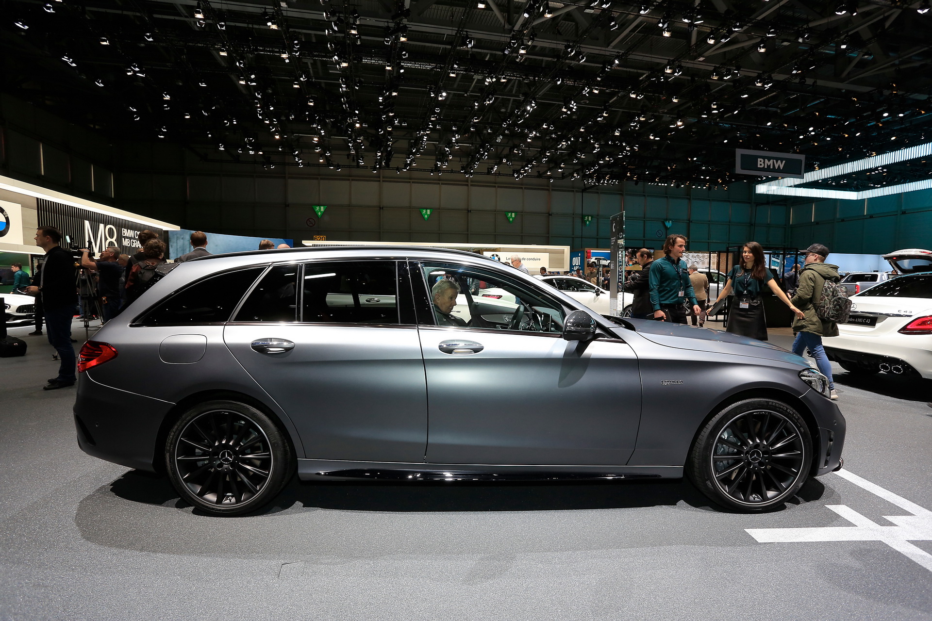 mercedes-c-class-facelift-geneva-livepics-30 Mercedes Brings Updated C-Class To Geneva, C43 Leads The Way