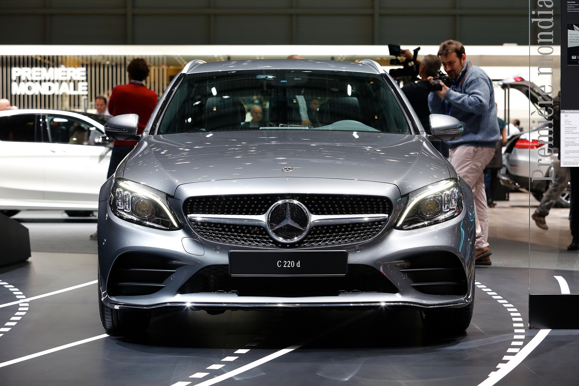 mercedes-c-class-facelift-geneva-livepics-34 Mercedes Brings Updated C-Class To Geneva, C43 Leads The Way