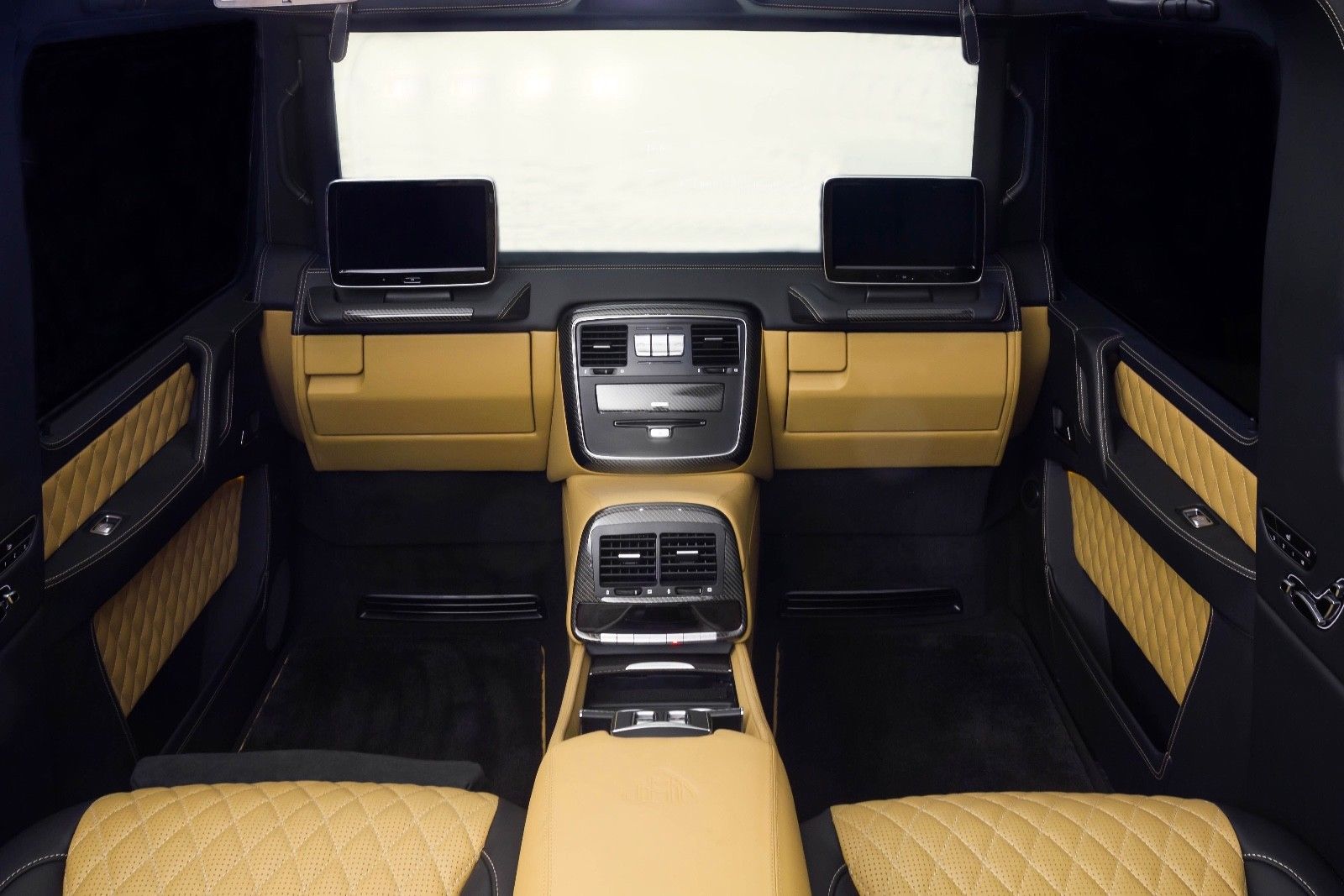 mercedes-maybach-g650-landaulet-4 Holy Cash Cow! Mercedes-Maybach G650 Landaulet Will Cost You $1.8 Million