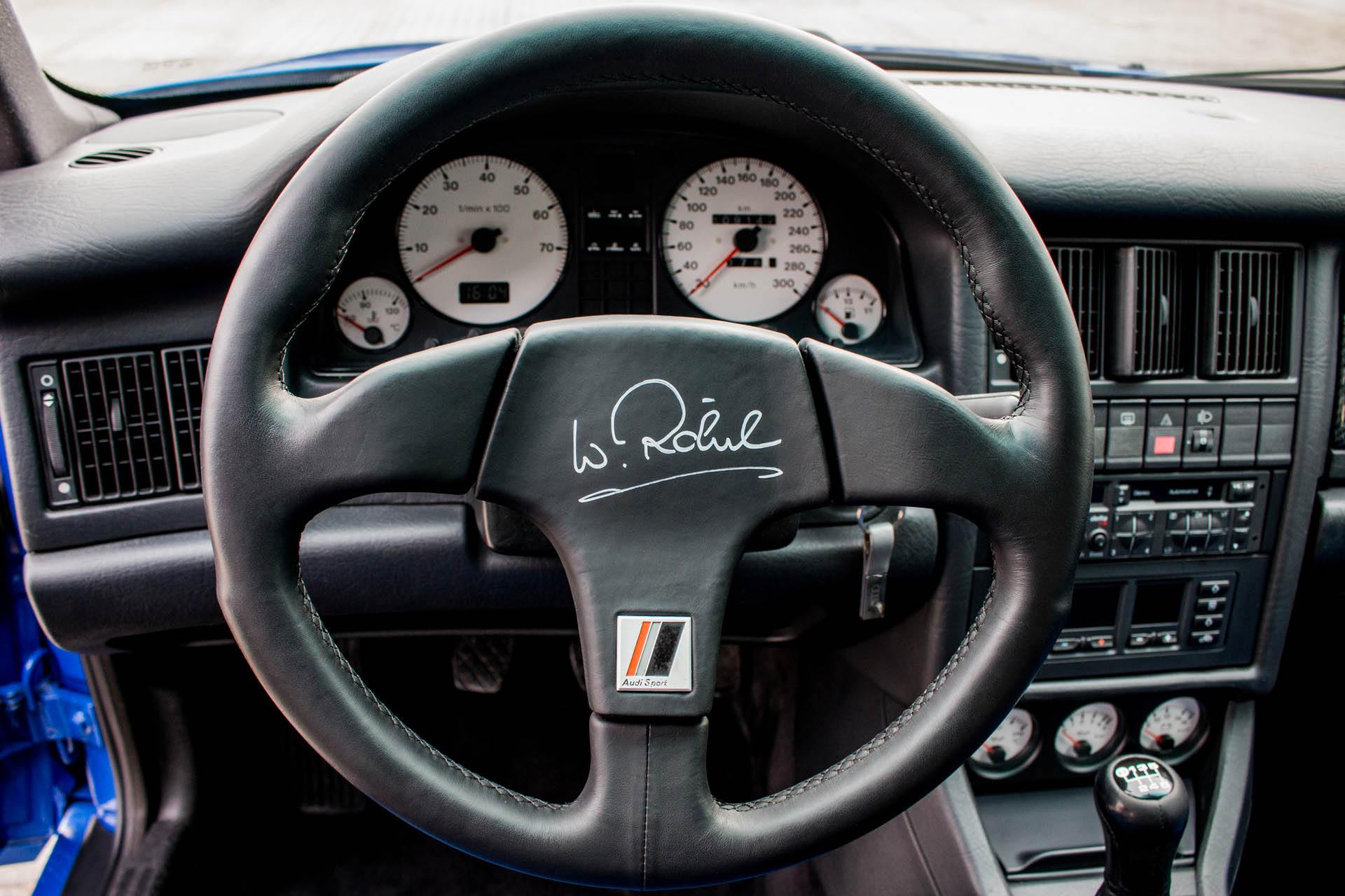 mtm_classic_rs2_lenkrad copy MTM Brings Out Enhanced RS3 R And RS5 R To Geneva (Along With A Restored RS2)