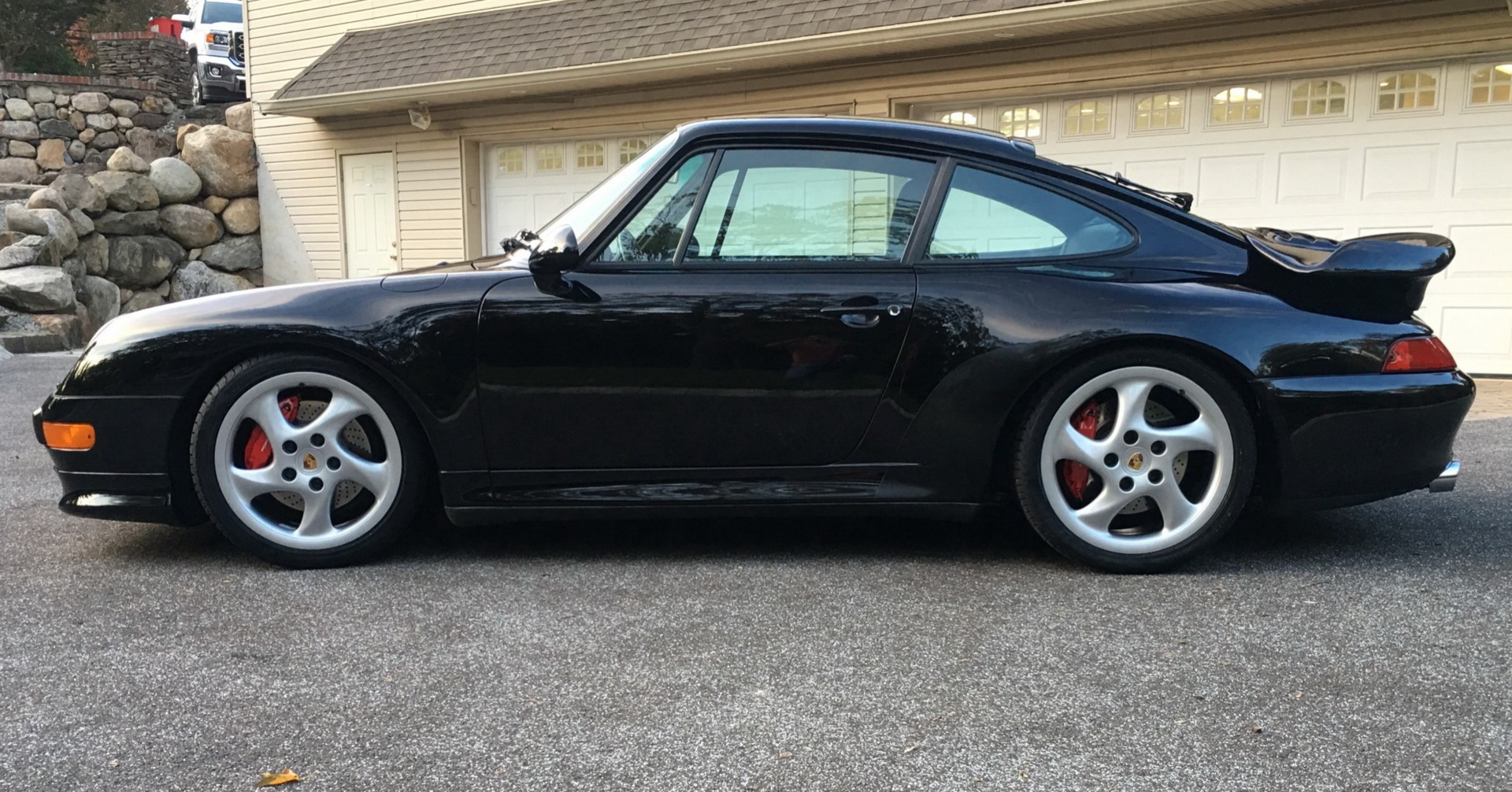 porsche-993-turbo-1996-auction-8 Super Clean 993 Turbo Will Make A Porschephile Very Happy Indeed