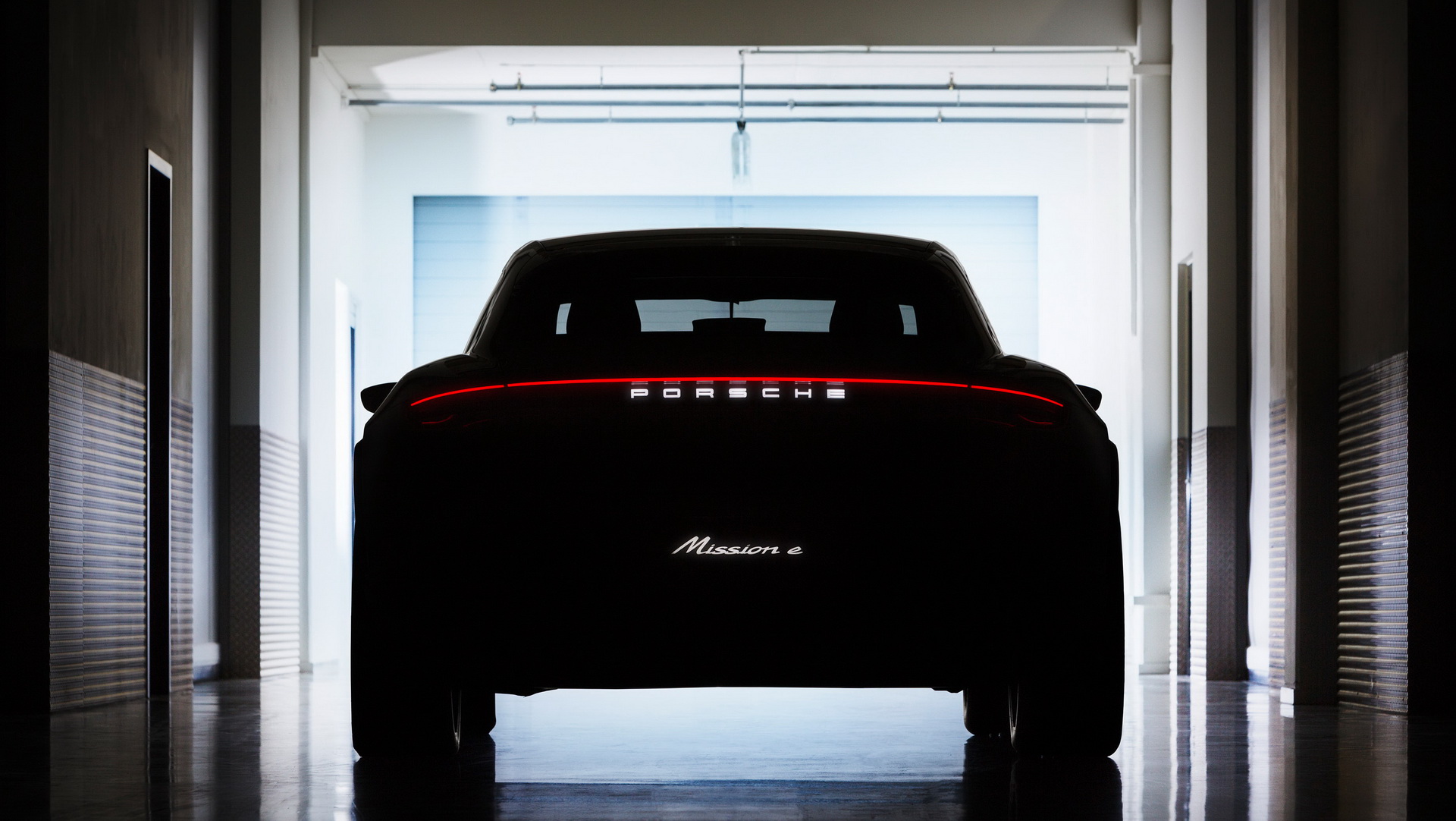 porsche-mission-e-cross-turismo-geneva-5 Porsche Mission E Cross Turismo Is Stuttgart’s Electric Allroad