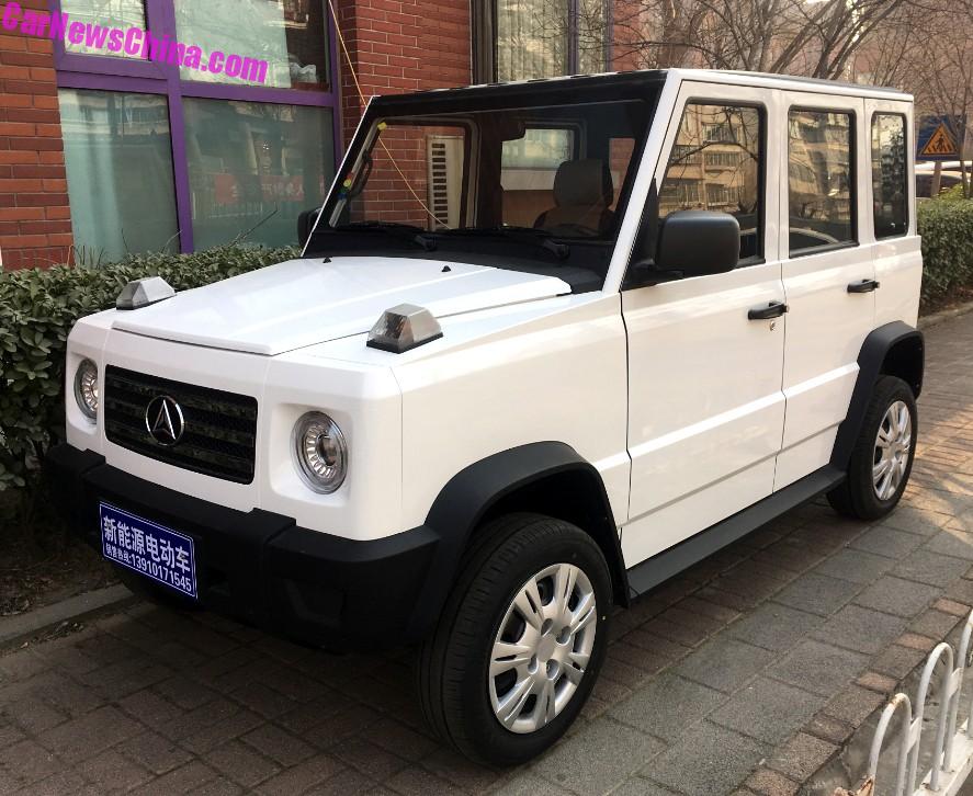 qifeng-k7-gclass-clone-1 Honey, I Shrunk The G-Wagen: Qifeng K7 Is An Electric Mini Mercedes Copycat