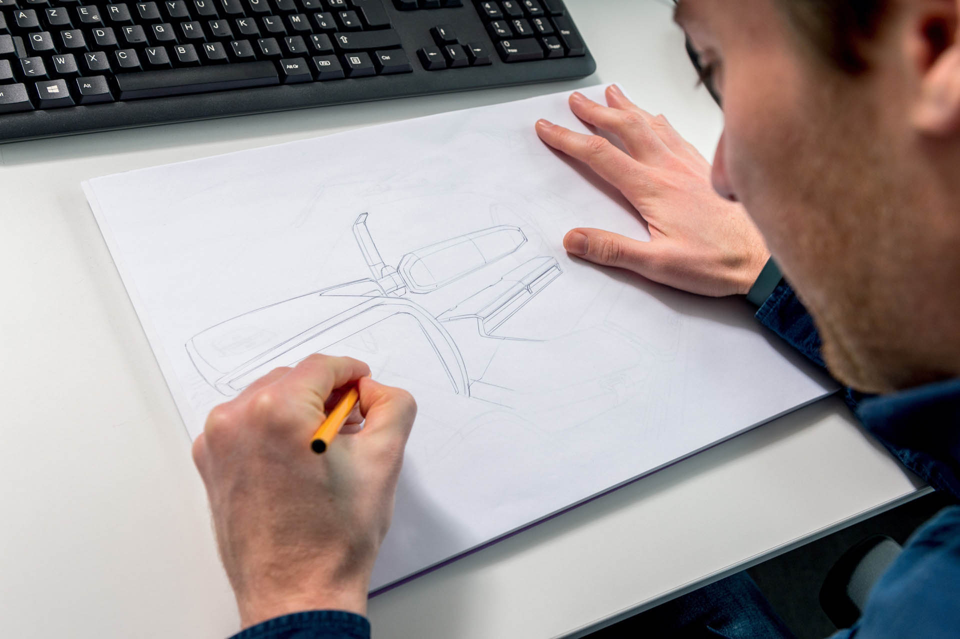 2018 - EZ-GO Design Genesis Renault EZ-GO Concept Wants To Autonomously Shuttle You And Your Friends