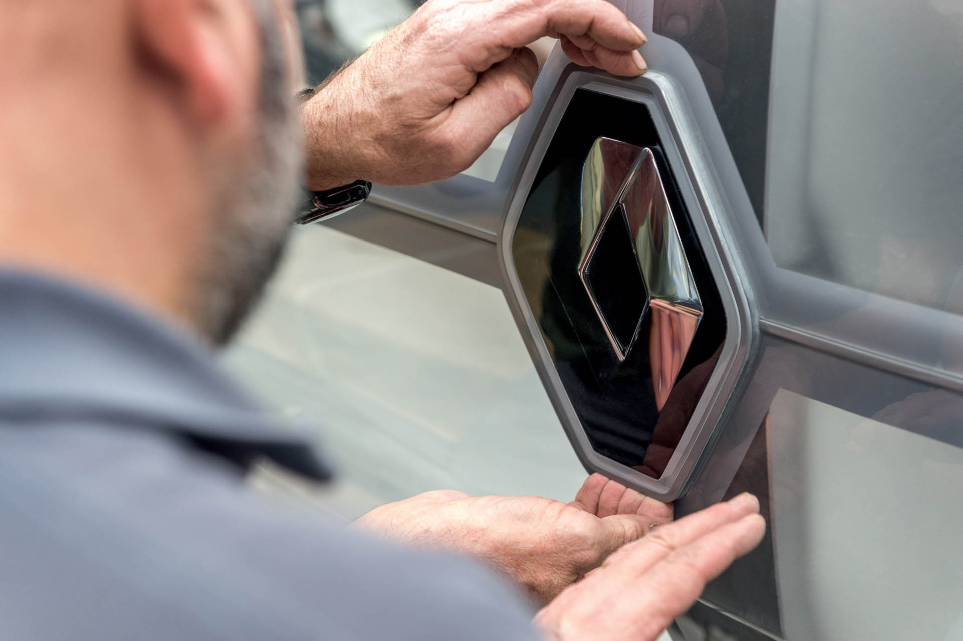 2018 - EZ-GO Design Genesis Renault EZ-GO Concept Wants To Autonomously Shuttle You And Your Friends