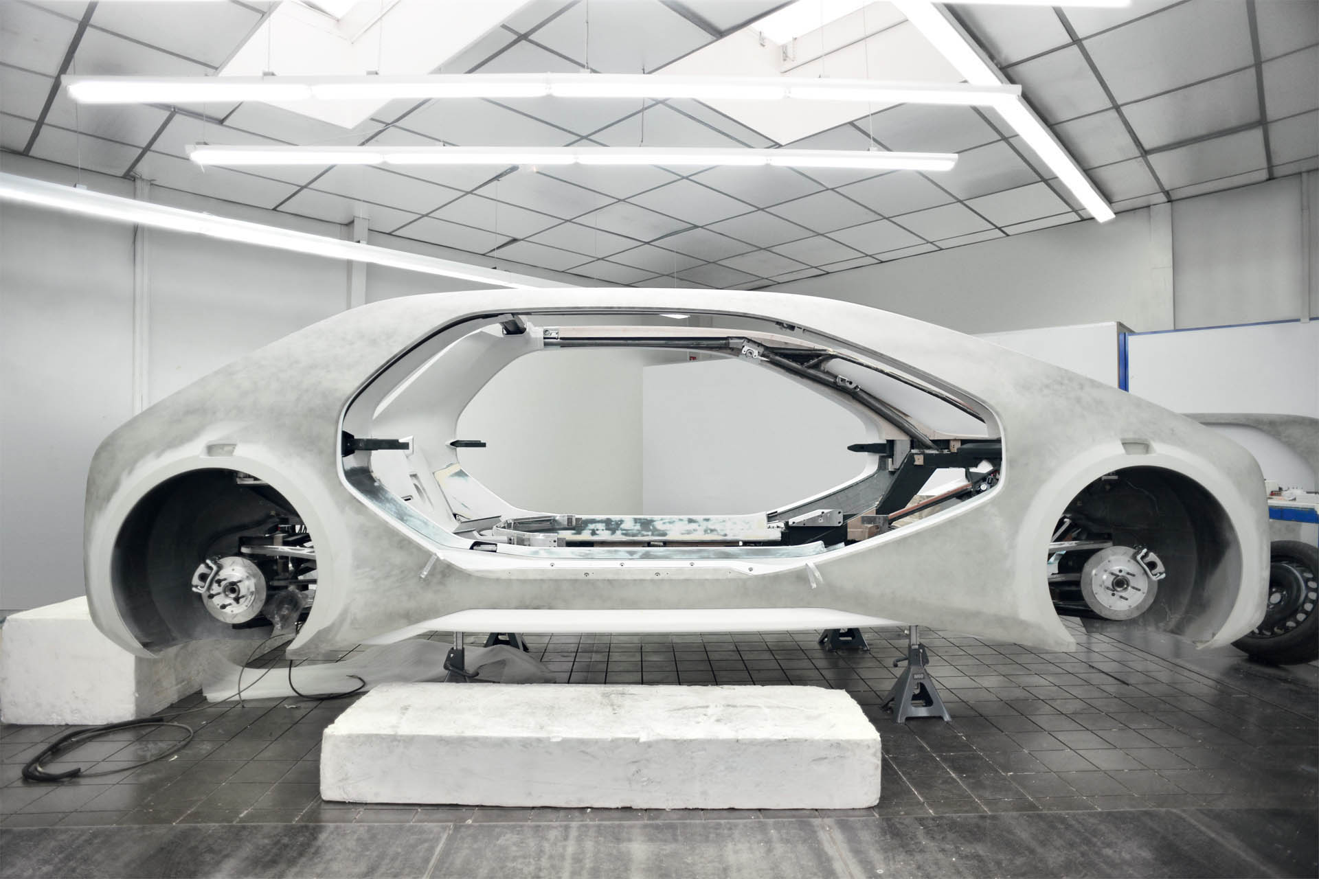 2018 - EZ-GO Design Genesis Renault EZ-GO Concept Wants To Autonomously Shuttle You And Your Friends