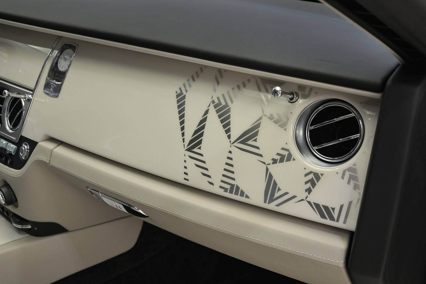 rolls-royce-ghost-ewb-islamic-art-17 Bespoke Rolls-Royce Ghost For Sale At Abu Dhabi Is Inspired By Islamic Art