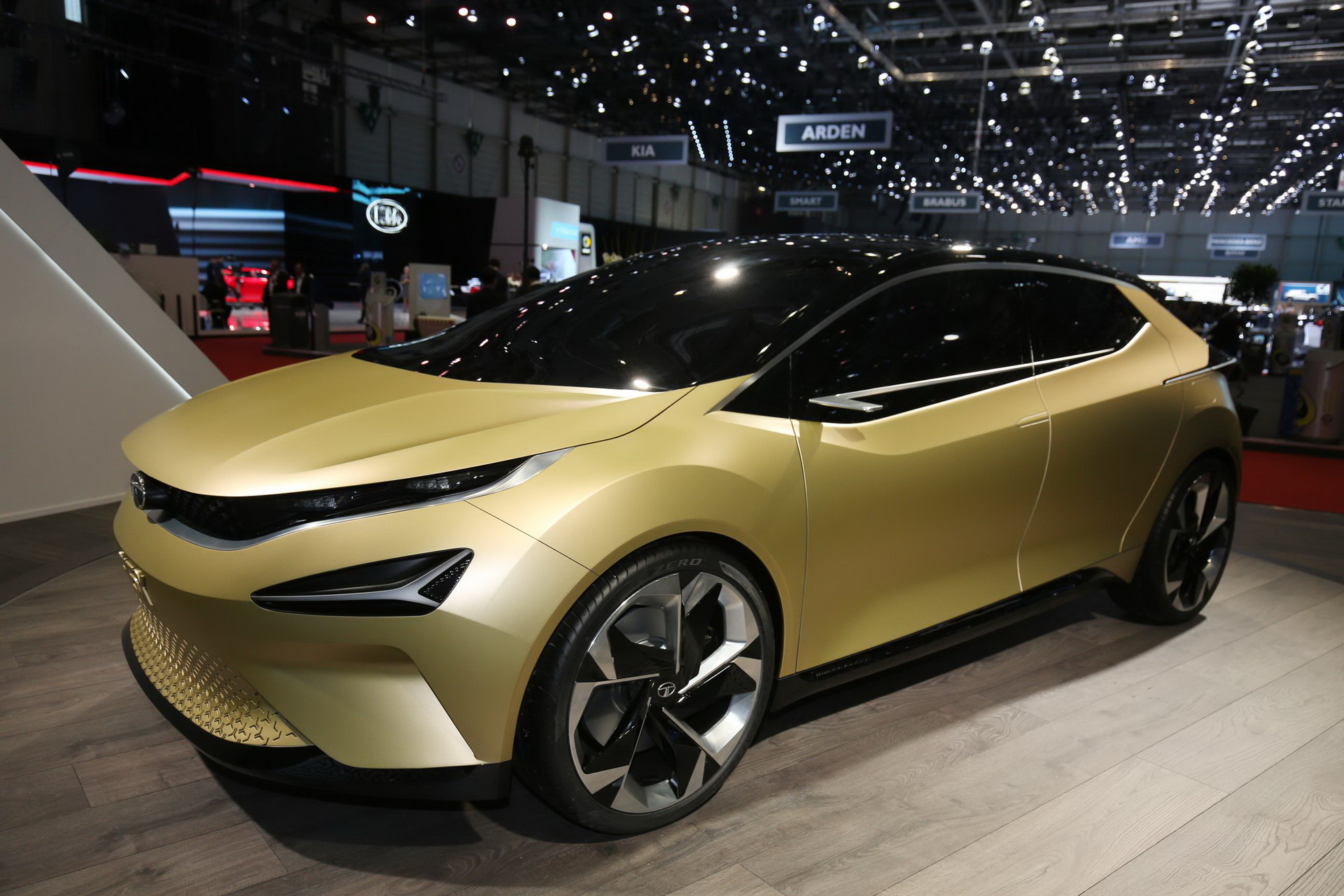 tata-45x-geneva-livepics-5 Tata 45X Concept Is A Surprisingly Good-Looking Compact Hatch