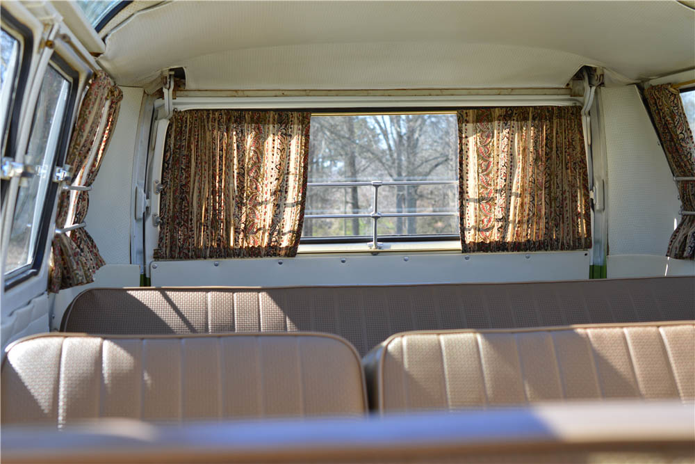 that-70s-bus-08 copy The VW Bus From ‘That ’70s Show’ Is Coming Up For Auction