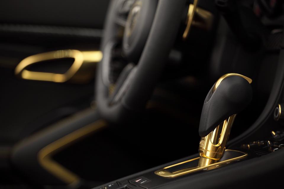 topcar-stinger-gtr-carbon-25 TopCar’s Stinger GTR Carbon Edition Porsche 911 Is Pure Gold