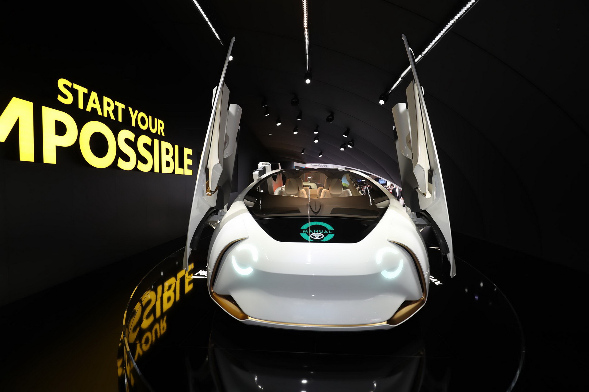 toyota-concept-i-geneva-livepics-2 Toyota’s Concept-i Vehicles Are Autonomous, Electric And Intelligent