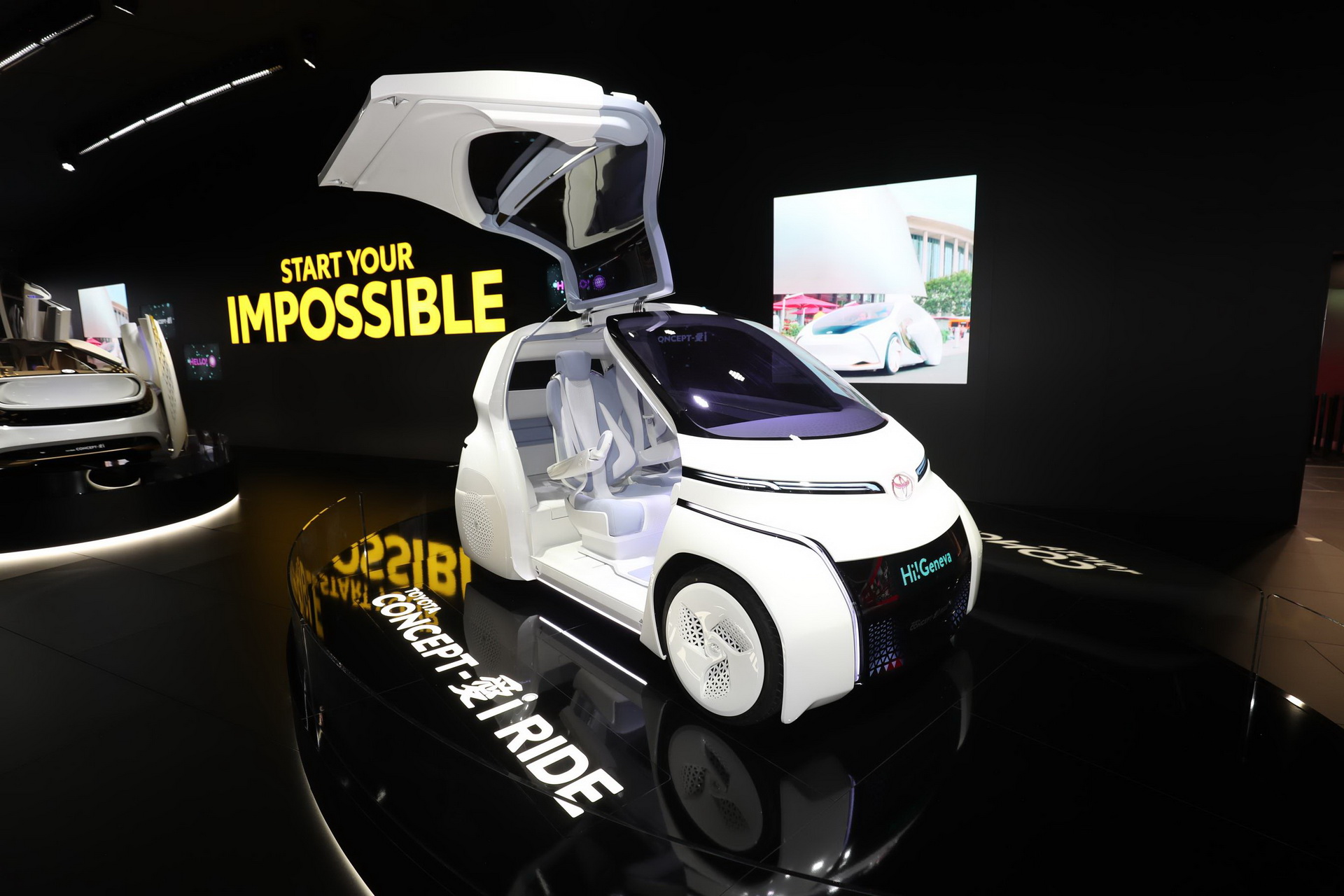 toyota-concept-i-geneva-livepics-6 Toyota’s Concept-i Vehicles Are Autonomous, Electric And Intelligent