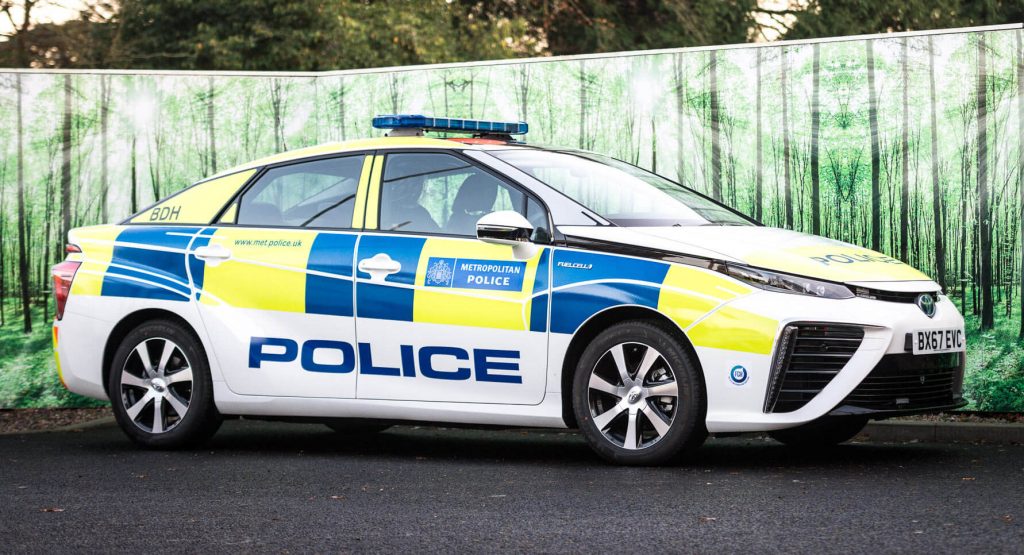  Toyota Mirai FCVs Gear Up For ‘Clean’ Police Work In London