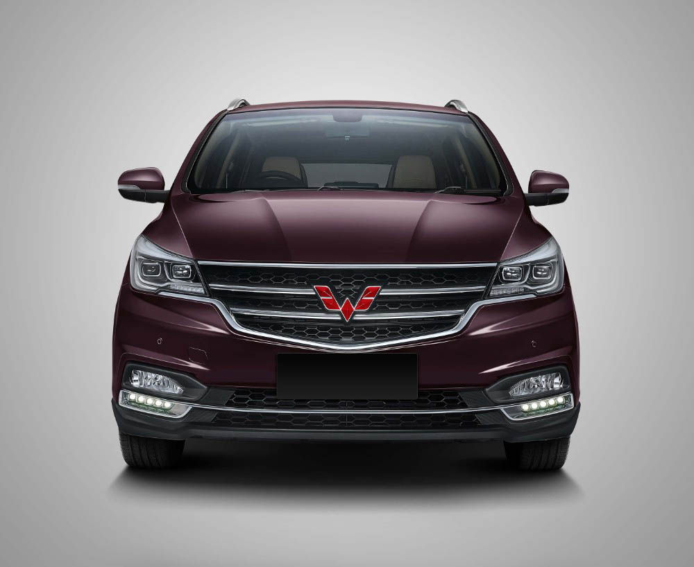 wuling-cortez-drl lamp Wuling Cortez Shows That GM Still Sells Minivans (In Indonesia)
