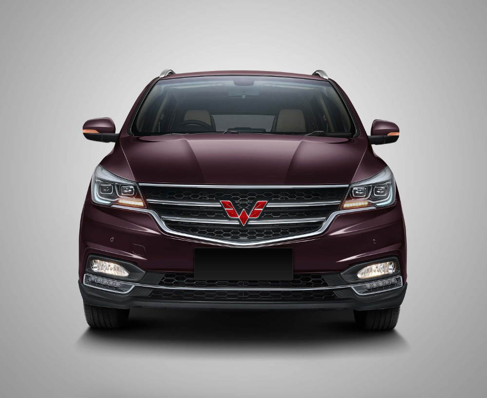 wuling-cortez-fog lamp Wuling Cortez Shows That GM Still Sells Minivans (In Indonesia)