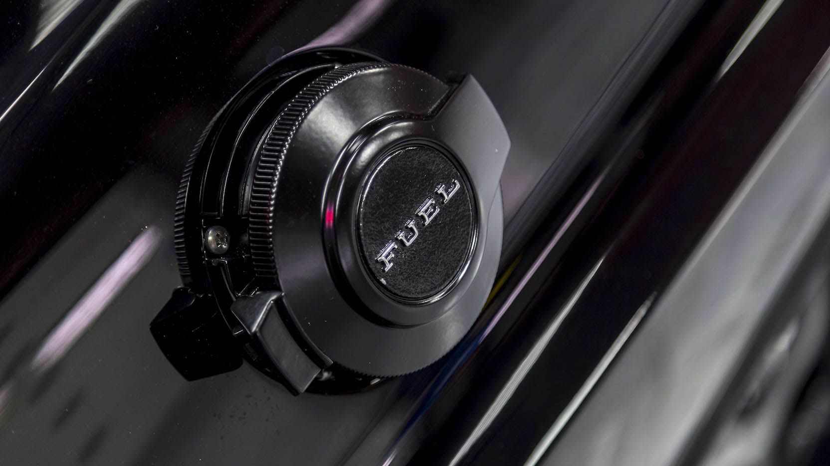 1970-dodge-challenger-hellcat-restomod-11 Restomod 1970 Dodge Challenger Packs A 707-Horsepower Secret From Hell(cat)