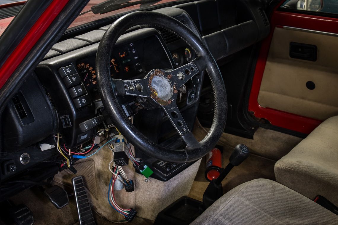 1985-renault-5-rs-turbo-2-12 C’est Magnifique: 1985 Renault 5 RS Turbo 2 Is Bilingual