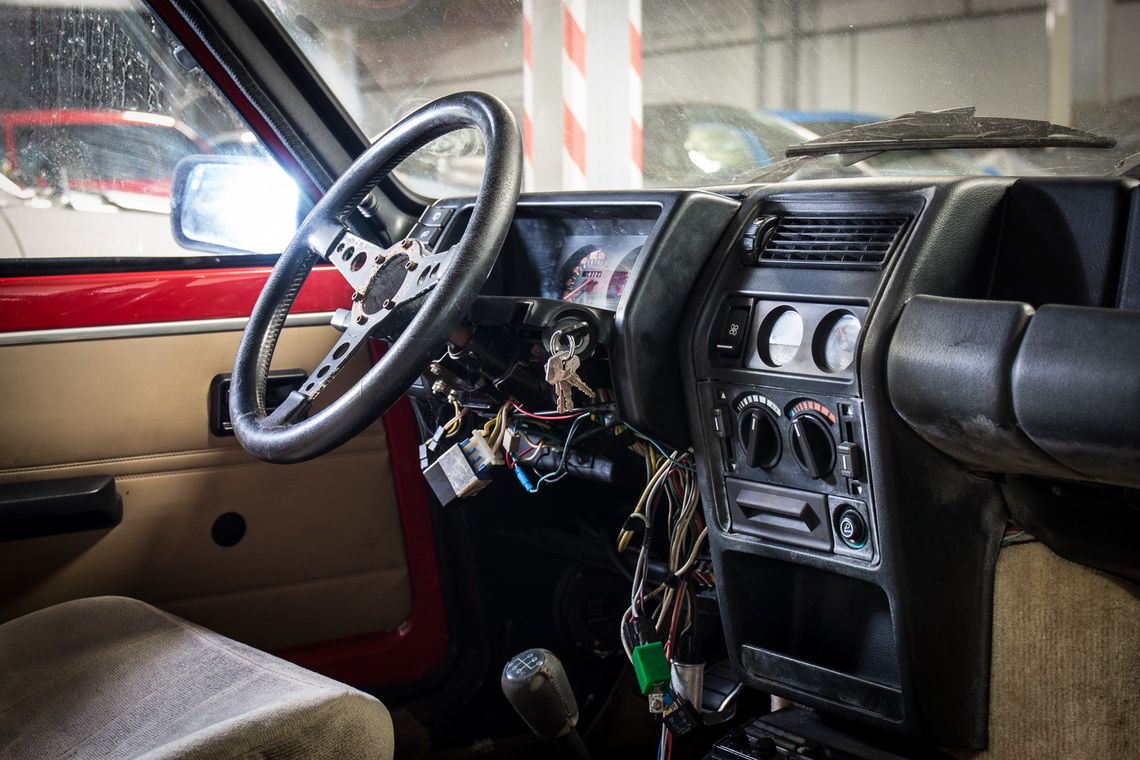 1985-renault-5-rs-turbo-2-13 C’est Magnifique: 1985 Renault 5 RS Turbo 2 Is Bilingual
