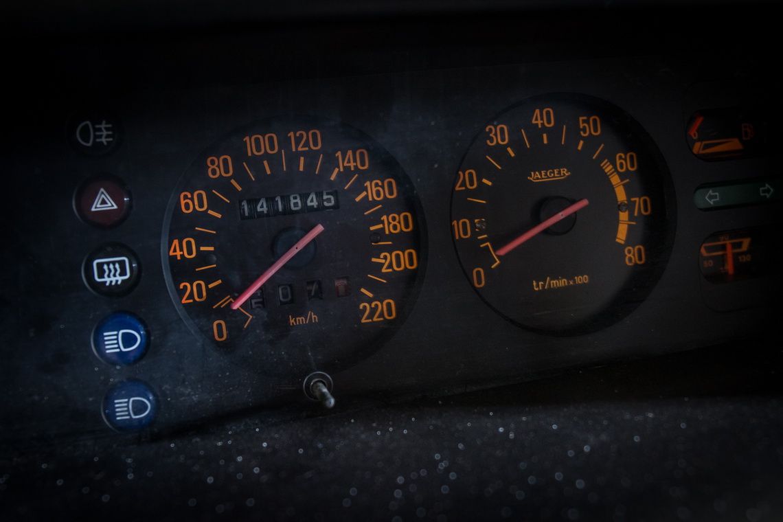 1985-renault-5-rs-turbo-2-14 C’est Magnifique: 1985 Renault 5 RS Turbo 2 Is Bilingual