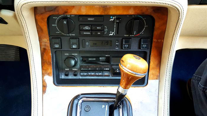 1993-jaguar-xjr-23 1993 Jaguar XJR Is One Of Just 425, You Can Buy It For Just $9k