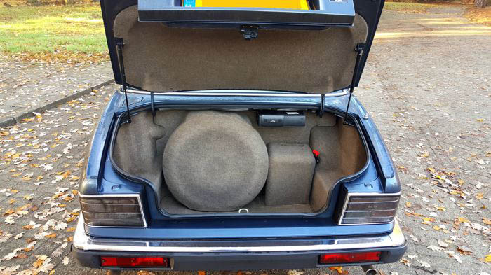 1993-jaguar-xjr-29 1993 Jaguar XJR Is One Of Just 425, You Can Buy It For Just $9k