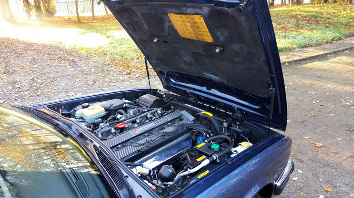 1993-jaguar-xjr-38 1993 Jaguar XJR Is One Of Just 425, You Can Buy It For Just $9k