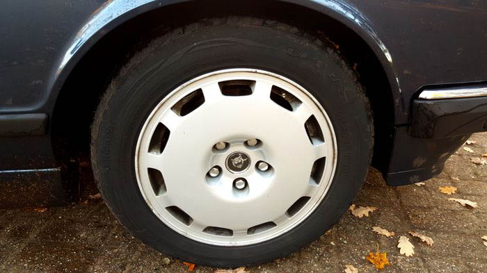 1993-jaguar-xjr-39 1993 Jaguar XJR Is One Of Just 425, You Can Buy It For Just $9k