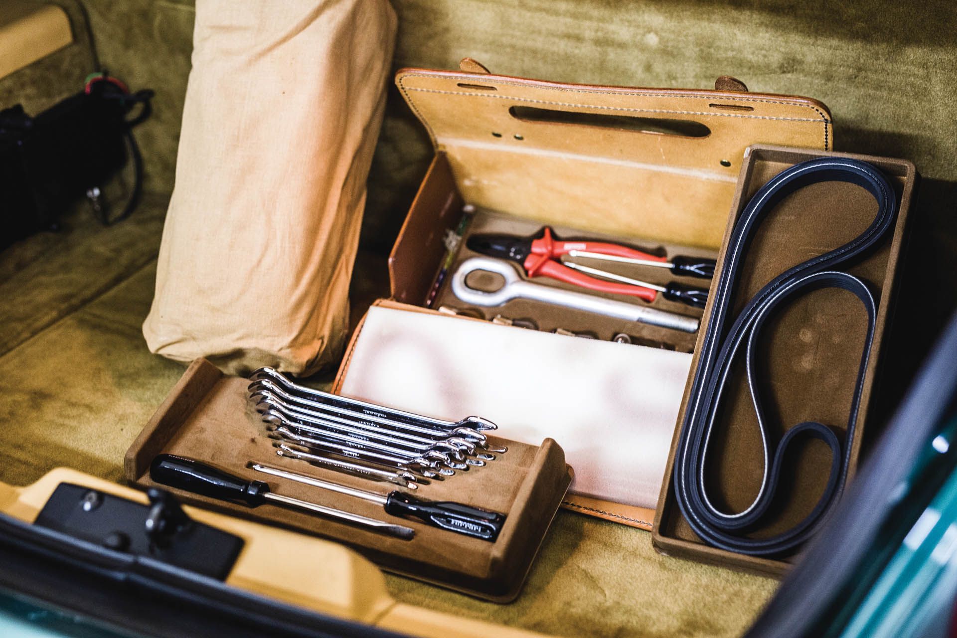 1995-Ferrari-456-GT_24 copy This 1995 Ferrari 456 GT Is A Prancing Arabian Fit For A Prince