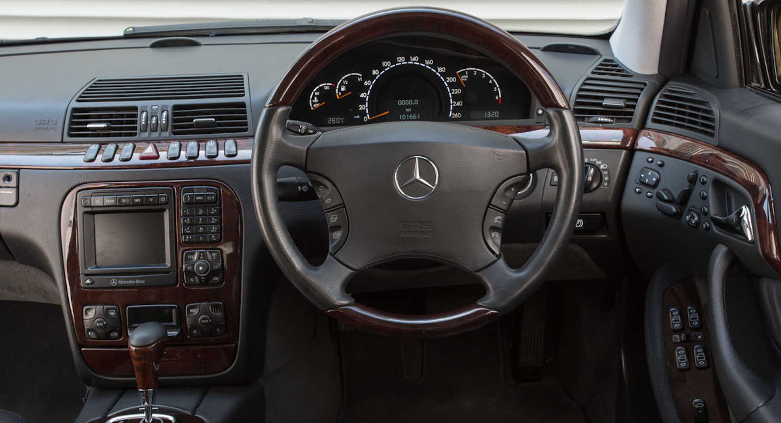 2001 Mercedes-Benz Russell Crowe Russell Crowe’s Mercedes S500 Sedan Heads To Auction As A Divorce Special