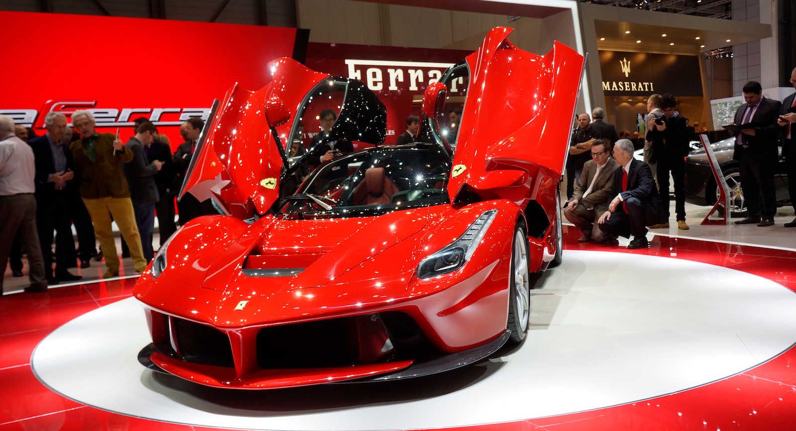 2015 Ferrari LaFerrari 3 Sergio Marchionne Confirms Ferrari’s Upcoming Hybrid Will Be Able To Run Silently
