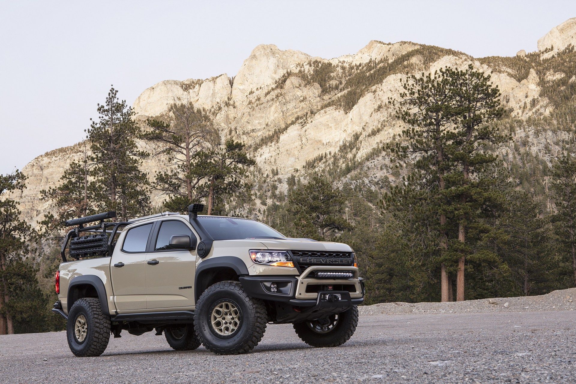 2017-SEMA-Chevrolet-Colorado-ZR2-AEV-001 Chevrolet Colorado ZR2 Bison Coming To Tackle The Tacoma TRD Pro