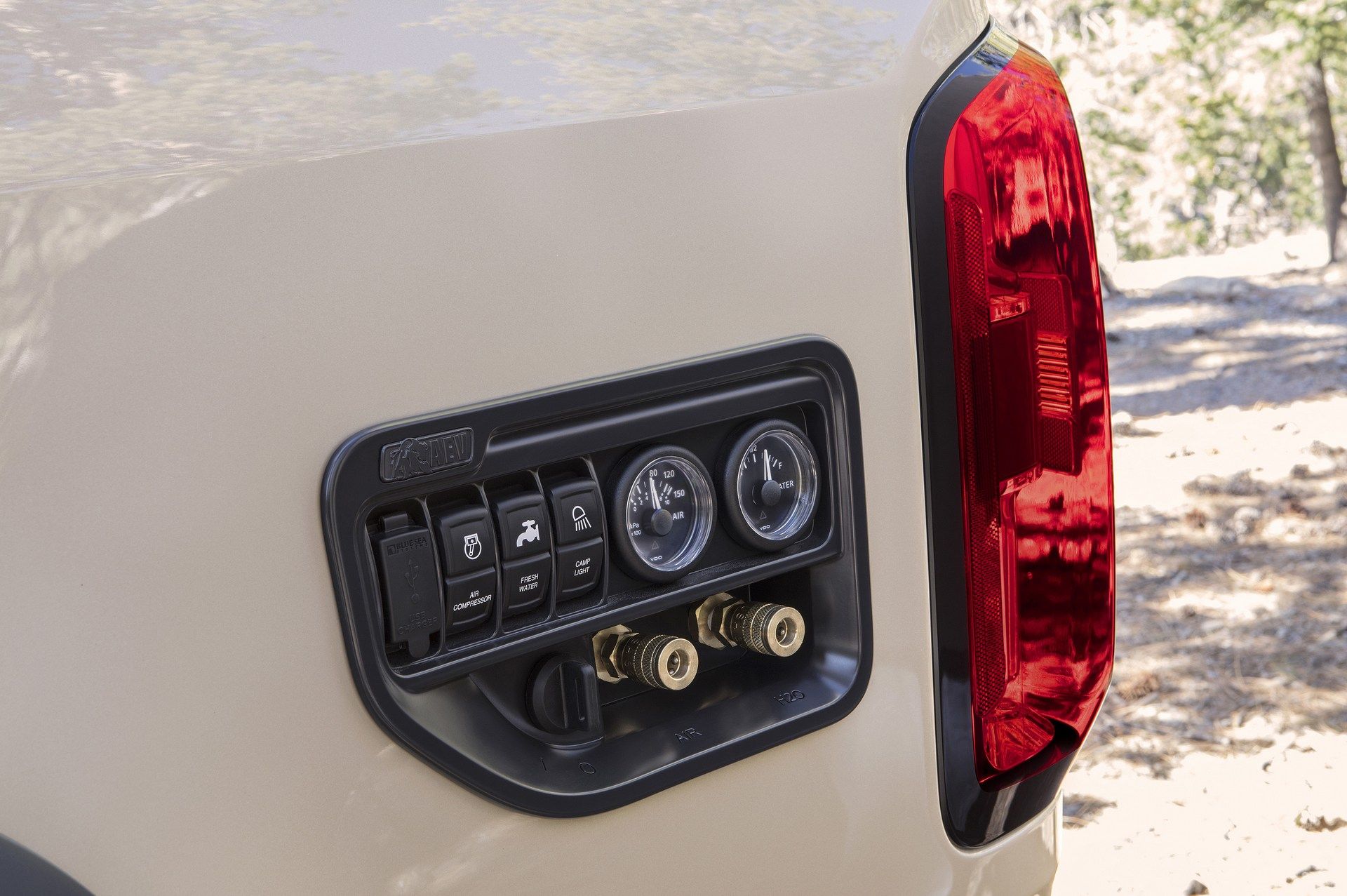 2017-SEMA-Chevrolet-Colorado-ZR2-AEV-006 Chevrolet Colorado ZR2 Bison Coming To Tackle The Tacoma TRD Pro