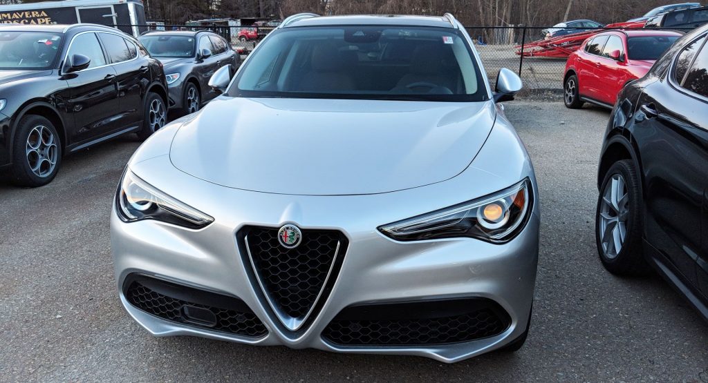 2018 Alfa Romeo Stelvio 2.0T Q4 Long-Term Review: The Introduction
