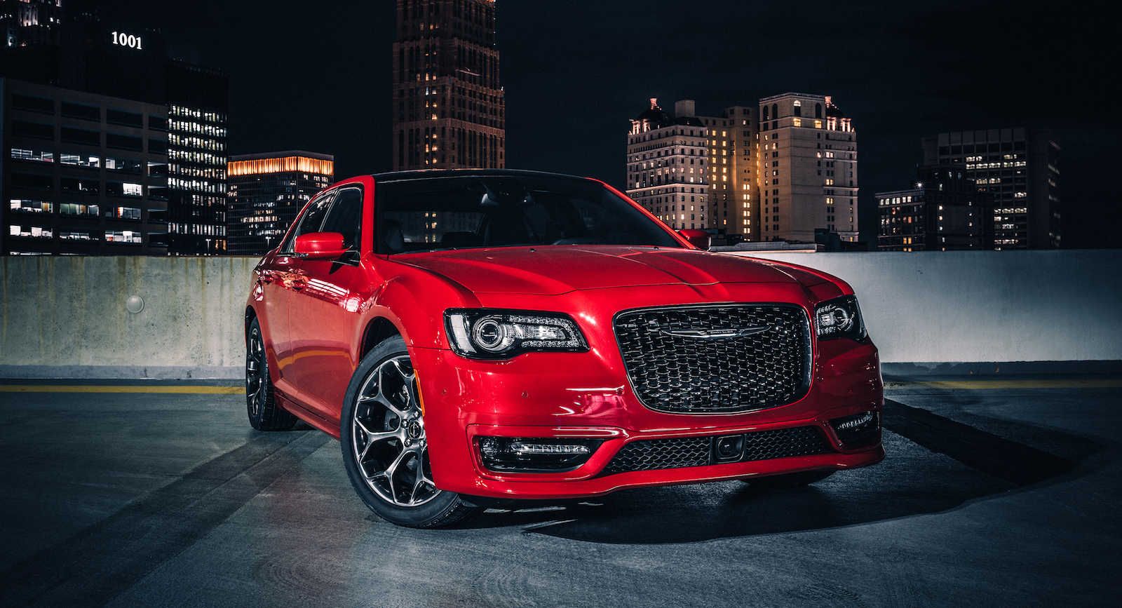 2018 Chrysler 300S The Hellcat Engine Would Take The Chrysler 300 From Lukewarm To Piping Hot