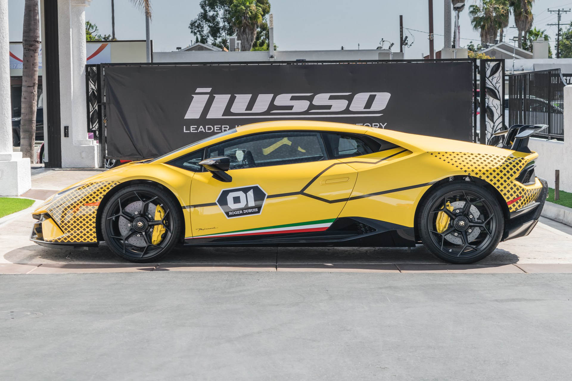 2018-Lamborghini-Huracan-Performante-03 Lamborghini Huracan Performante Has Already Hit The ‘Used’ Car Market