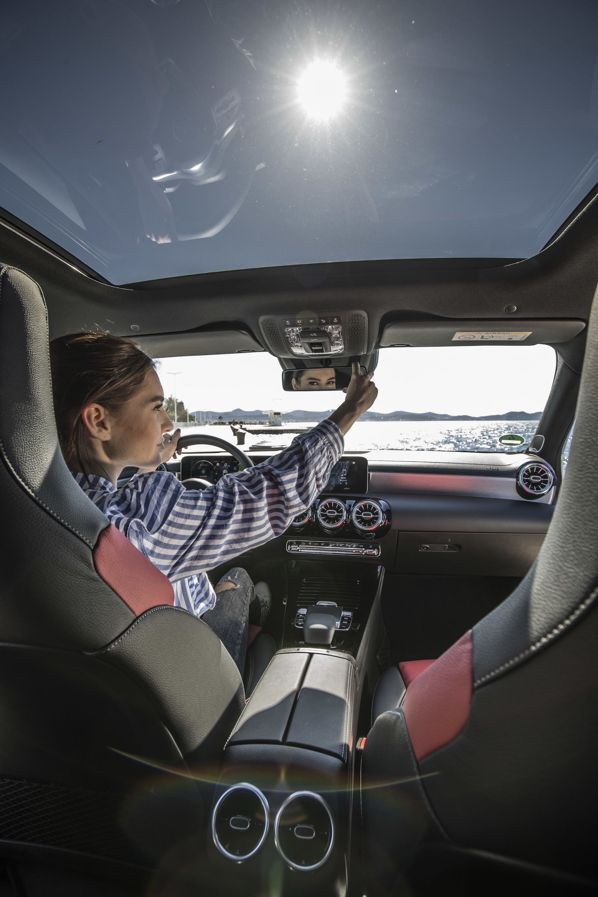 2018_Mercedes_A-Class_13 Mercedes Drops More Photos Of The New 2018 A-Class