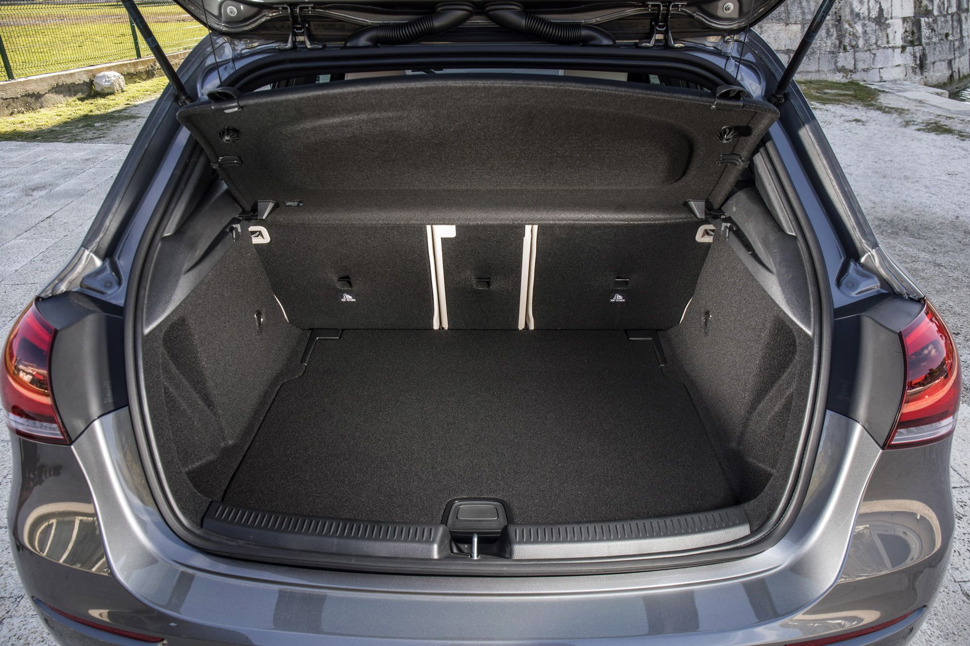 2018_Mercedes_A-Class_31 Mercedes Drops More Photos Of The New 2018 A-Class