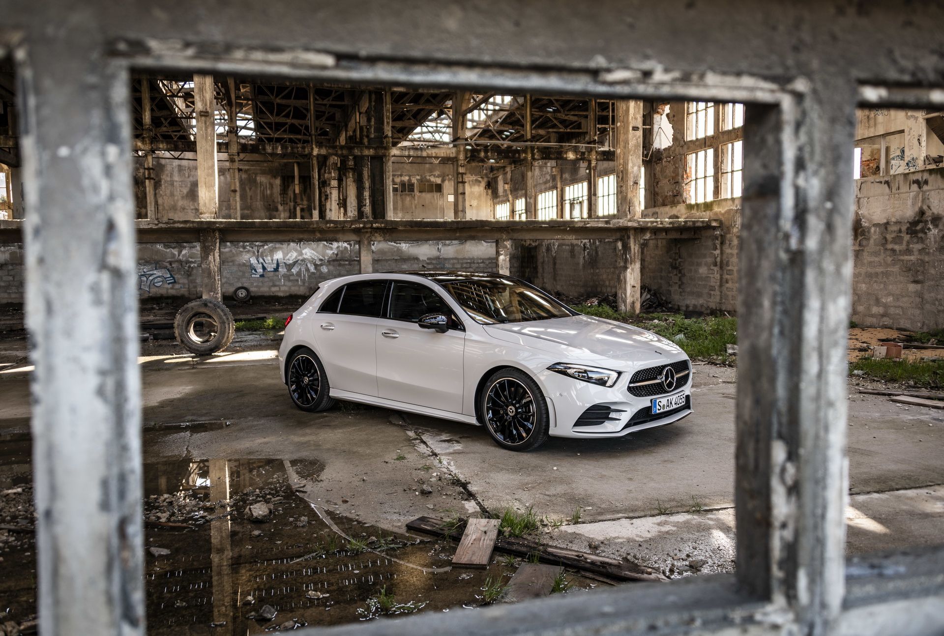 2018_Mercedes_A-Class_47 Mercedes Drops More Photos Of The New 2018 A-Class