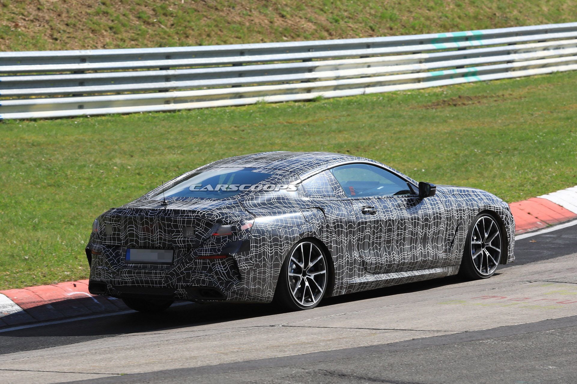 2019-BMW-8-Series-Coupe-Cabriolet-10 2019 BMW 8-Series Coupe And Convertible: Everything You Need To Know