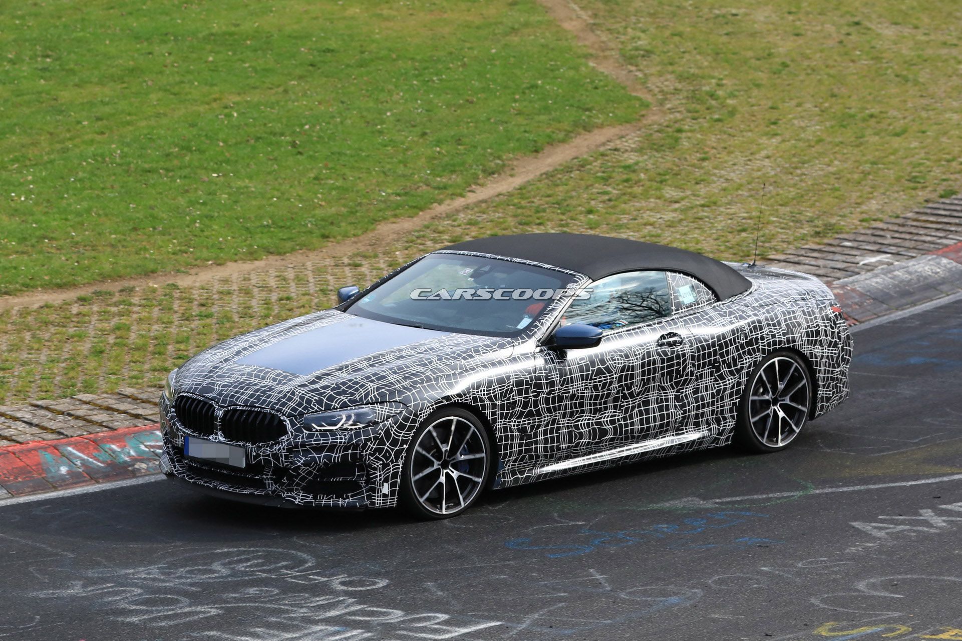 2019-BMW-8-Series-Coupe-Cabriolet-30 2019 BMW 8-Series Coupe And Convertible: Everything You Need To Know