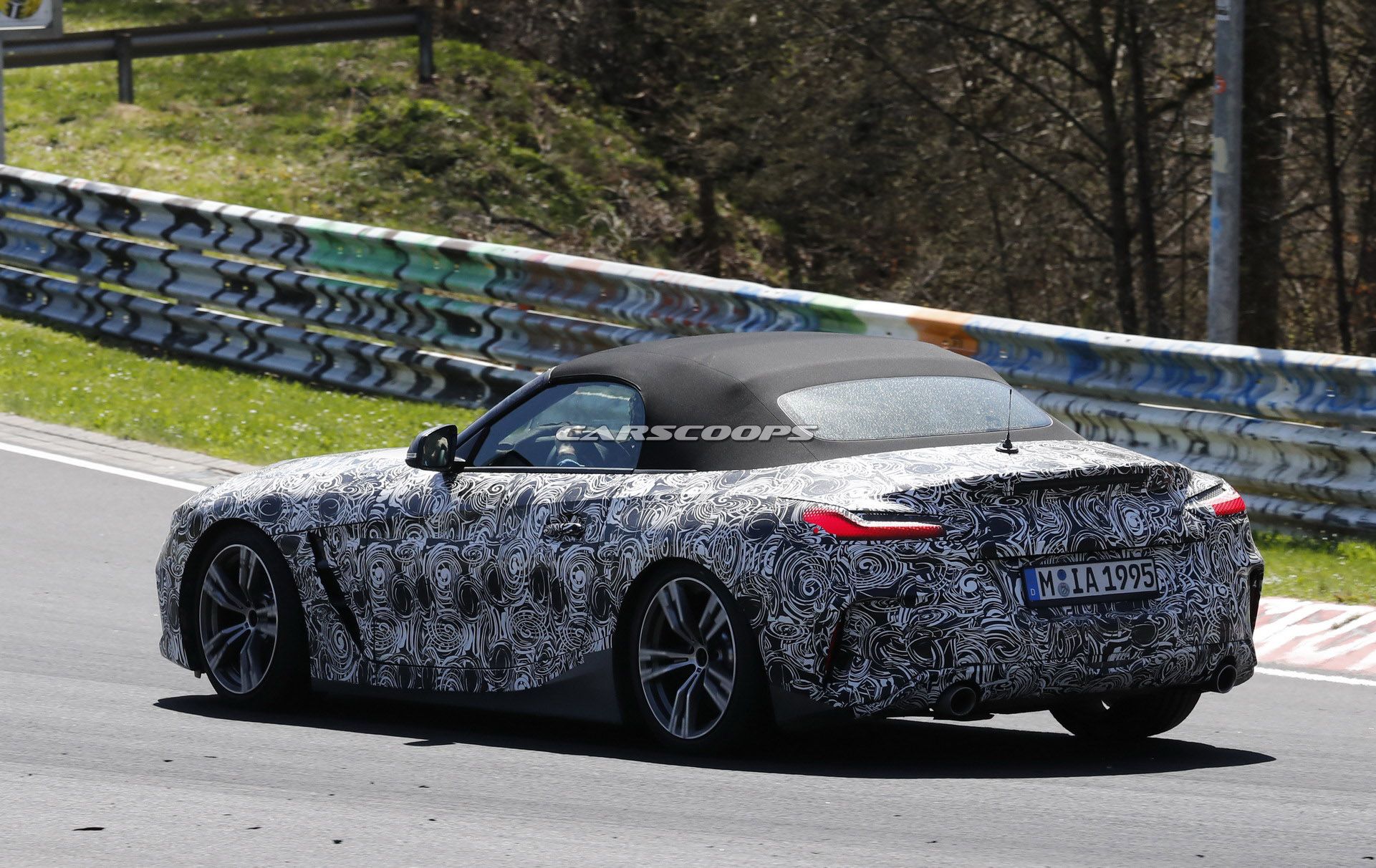 2019-BMW-Z4-Roadster-14 2019 BMW Z4 Interior Uncovered, Has New Audi-Like Digital Instrument Cluster