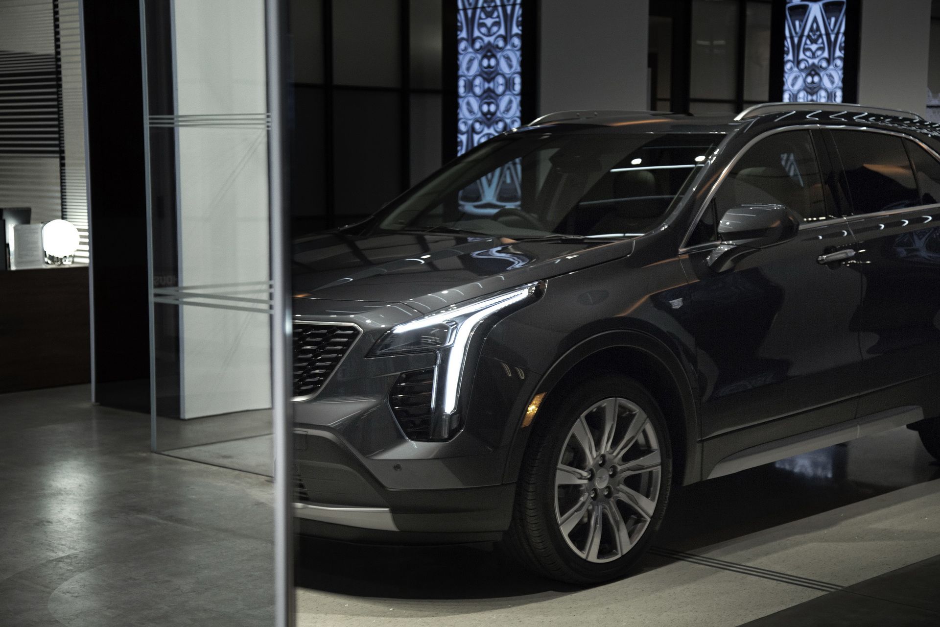 2019-Cadillac-XT4-06 2019 Cadillac XT4 Priced From $41,900 In Canada, Sales Begin This Fall