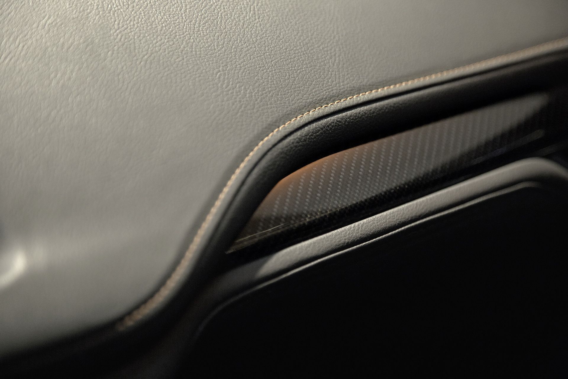 2019-Cadillac-XT4-17 2019 Cadillac XT4 Priced From $41,900 In Canada, Sales Begin This Fall